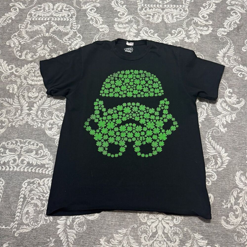 Star Wars Men's Black Stormtrooper Clover Graphic T-Shirt Size L